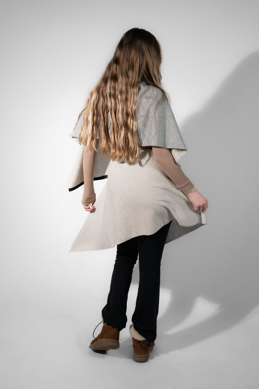 TUKUAN Merino Wool Versatile Overskirt & Accessory